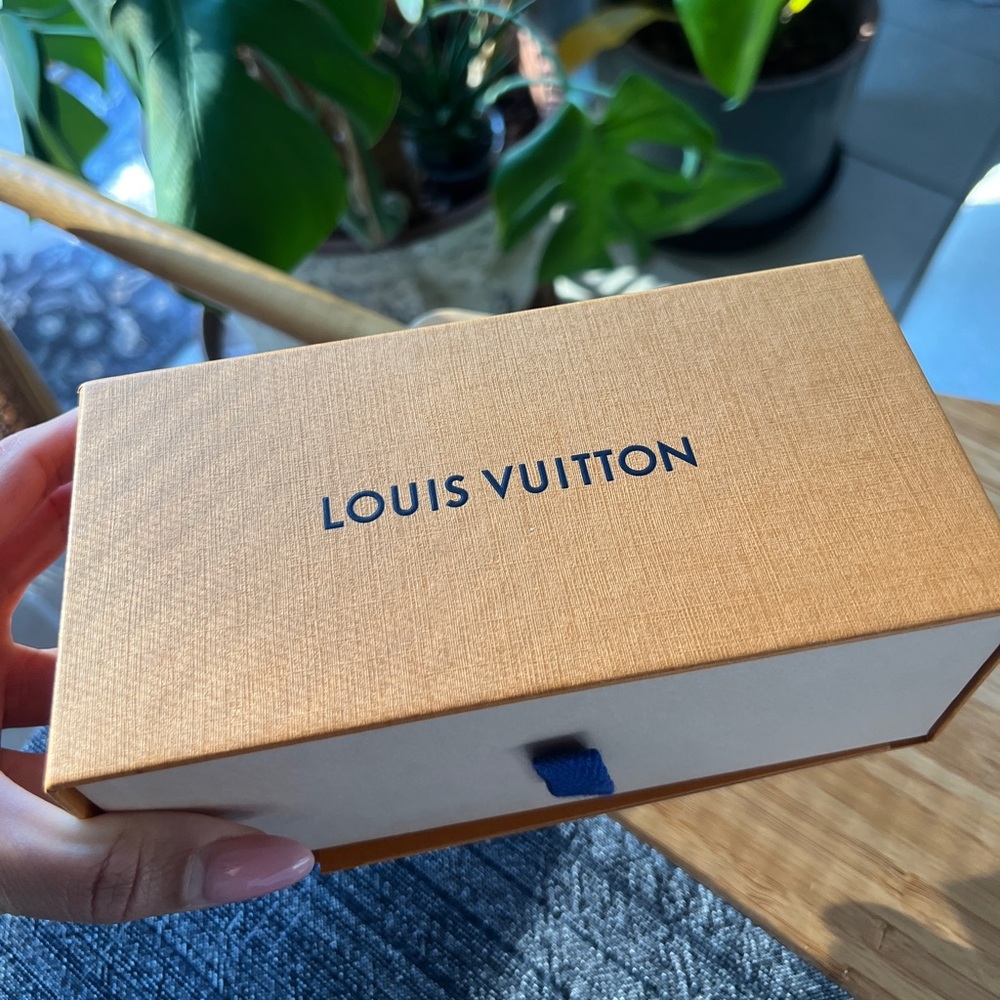 Louis Vuitton Eye-frames